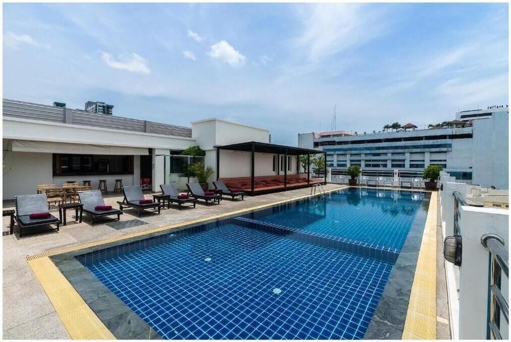 Sea Me Spring Tree Hotel (Adults Only) Pattaya Exterior foto